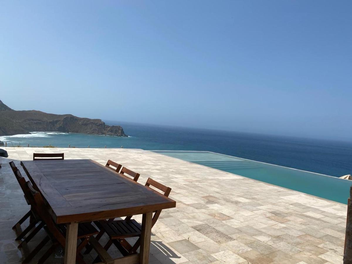 Villa Al Hoceima Pres Tala Youssef & Boumehdi Eksteriør bilde